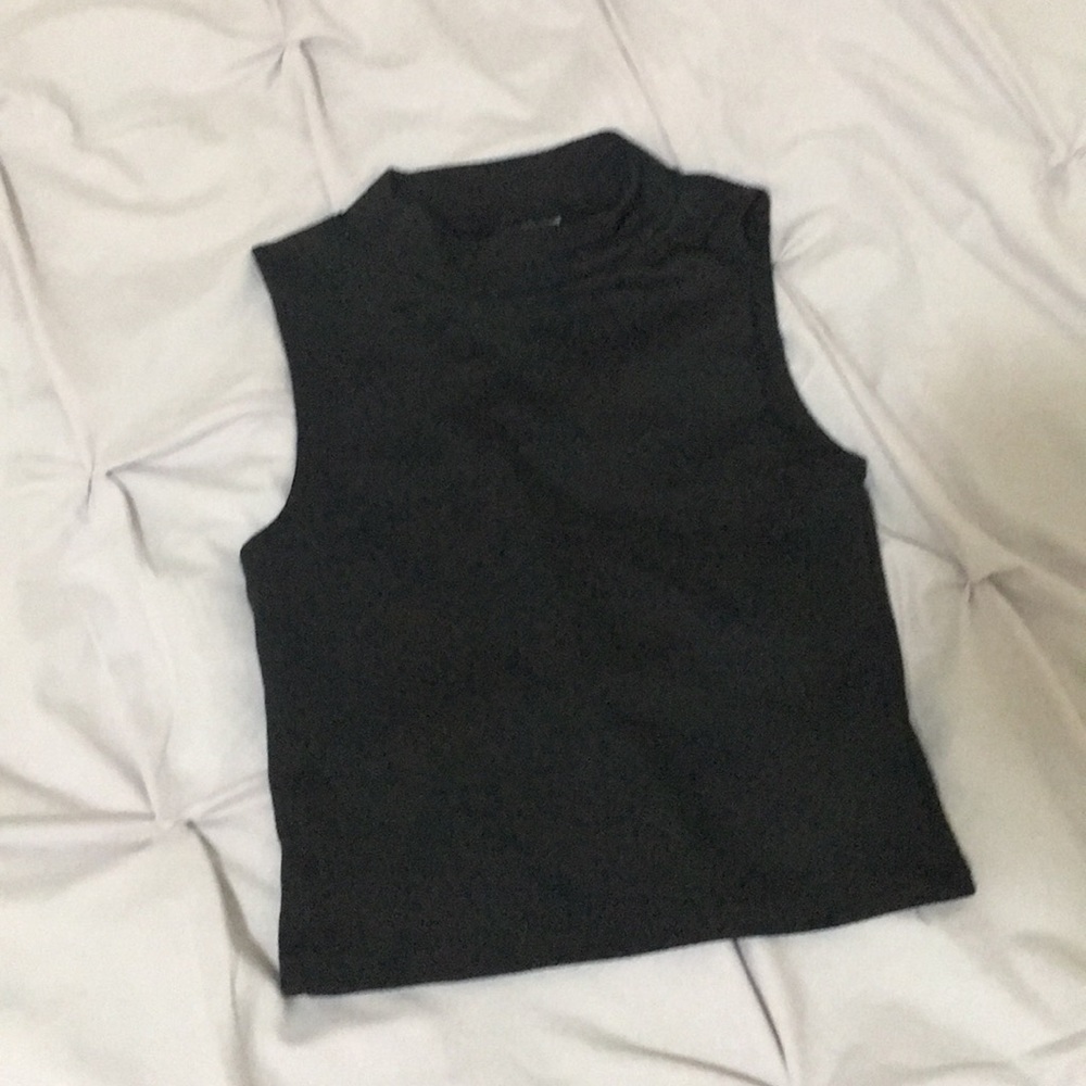 Black HM top
